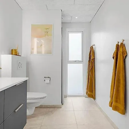 Ha353-hals-rodklovervej-35 بيت للعطل